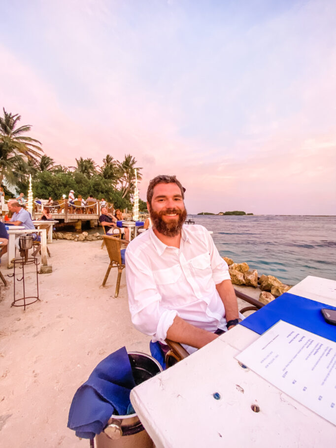 Visiting Aruba: Jon at the Flying Fishbone Restaurant