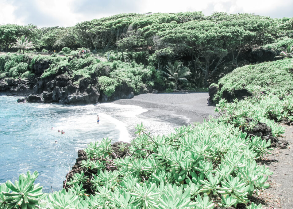 Best Beaches in the US: Black Sand Beach, Maui